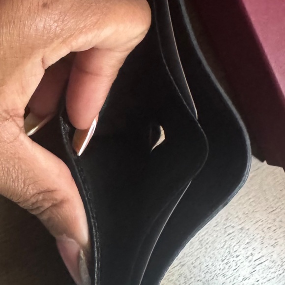 Brand new Never used Men’s Bifold Gucci wallet - Picture 9 of 16